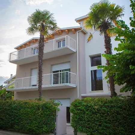 Casa Vacanze Lido Delle Rose * ロゼート・デッリ・アブルッツィ